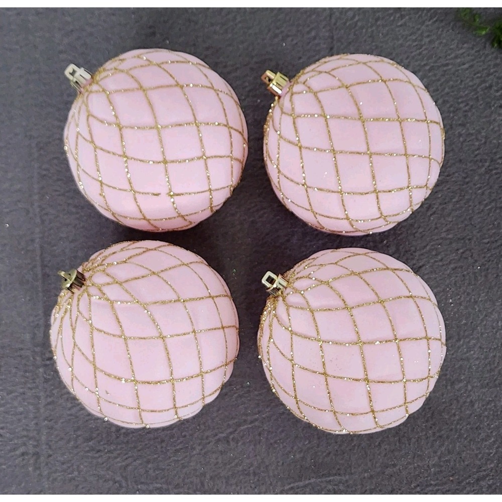 4 Pink Velvet‎ Flocked Christmas Ball Ornaments Gold Glitter Plastic 4" Quilted